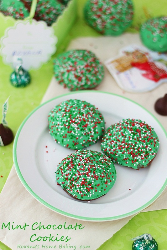 Mint-chocolate-muffin-top-cookies-recipe-roxanashomebaking