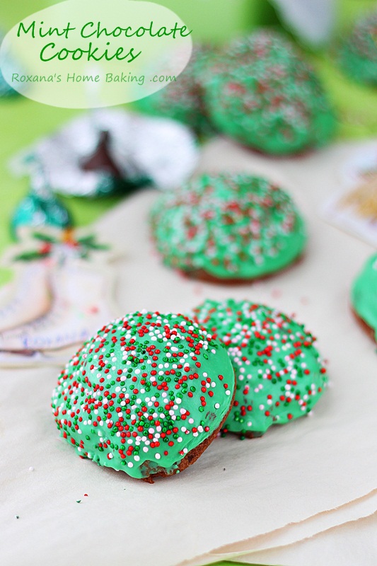 Mint chocolate kisses muffin-top cookies from Roxanashomebaking.com 