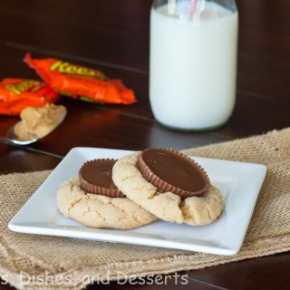 Peanut-Butter-Cup-Blossom-Cookies
