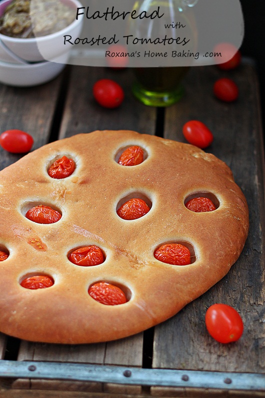 Flatbread with roasted tomatoes