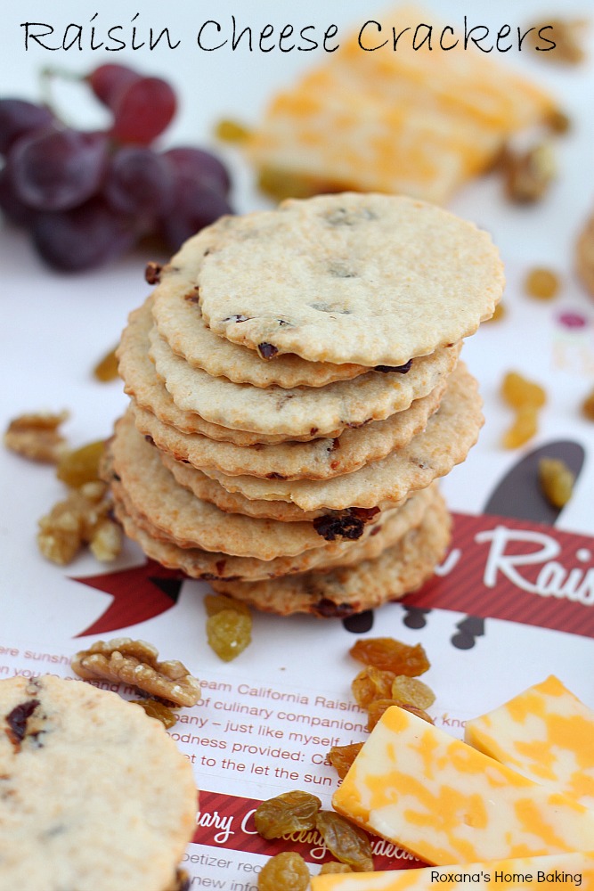 6 ingredients raisin cheese crackers recipe from Roxanashomebaking.com