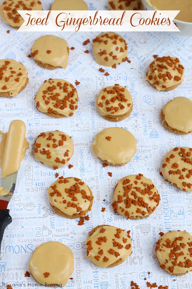 Iced gingerbread cookies. Recipe from Roxanashomebaking.com