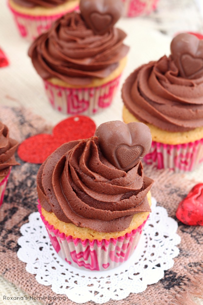 Peanut butter cupcakes with chocolate frosting