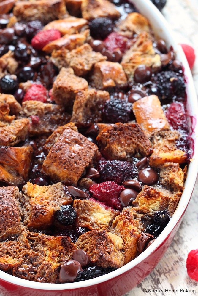 Loaded with chocolate syrup, chocolate chips and fresh berries, this is like no other french toast casserole you've had before! It is pure awesomeness!
