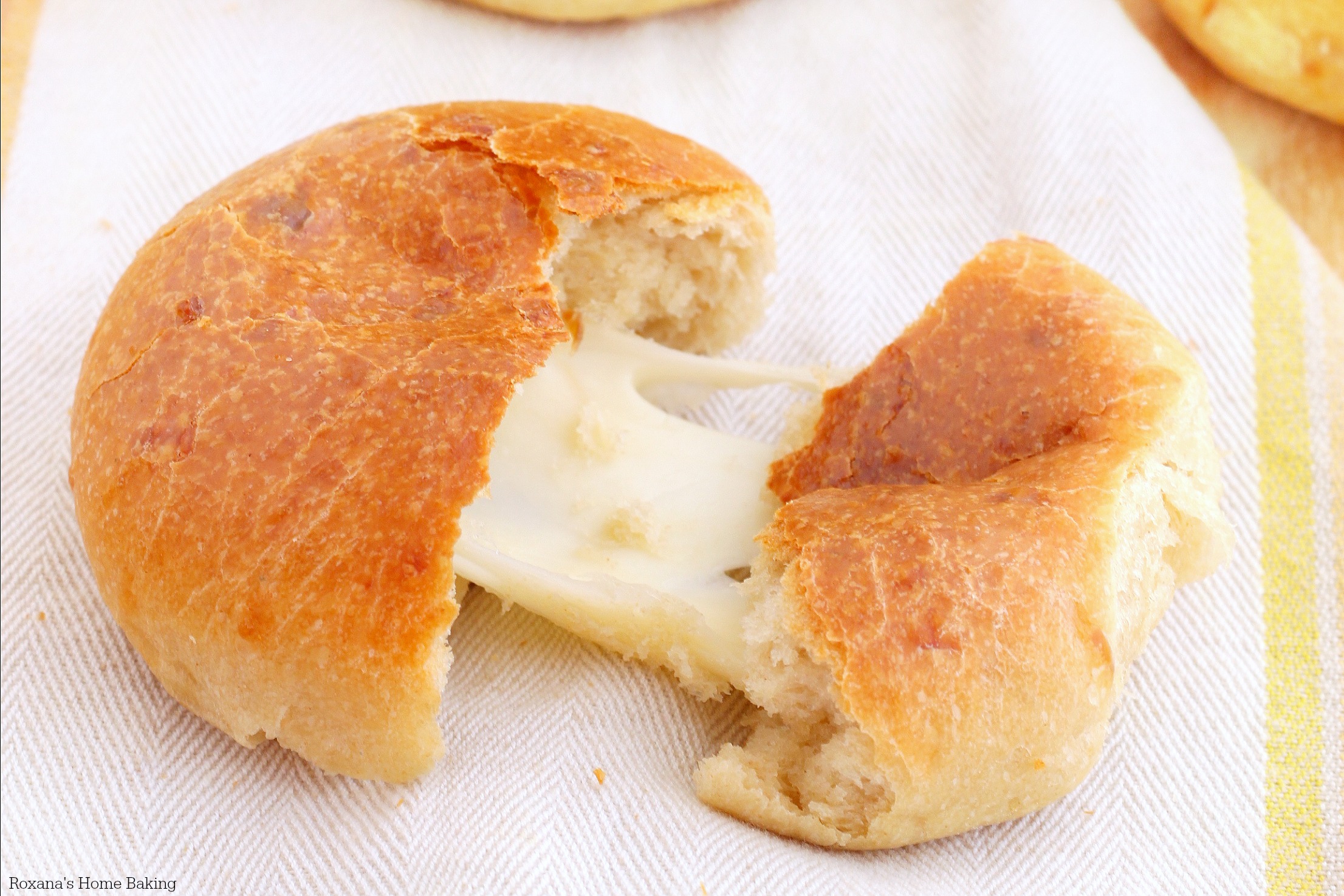 Cheese Filled Three Cheese Dinner Rolls Recipe