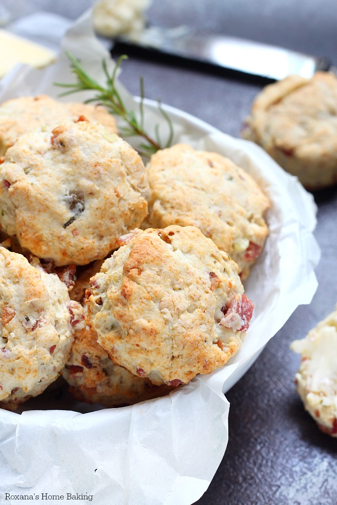 Quick and easy flaky bacon biscuits made with leftover mashed potatoes and fresh rosemary. It will take less than 30 minutes to make them! 