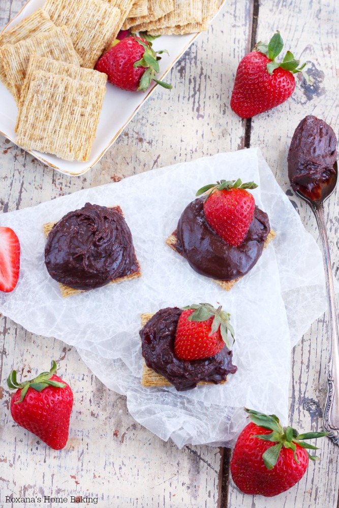 I love pairing chocolate and strawberry together and these easy to make Triscuit cracker bites make a great snack when you're craving something sweet and salty. 