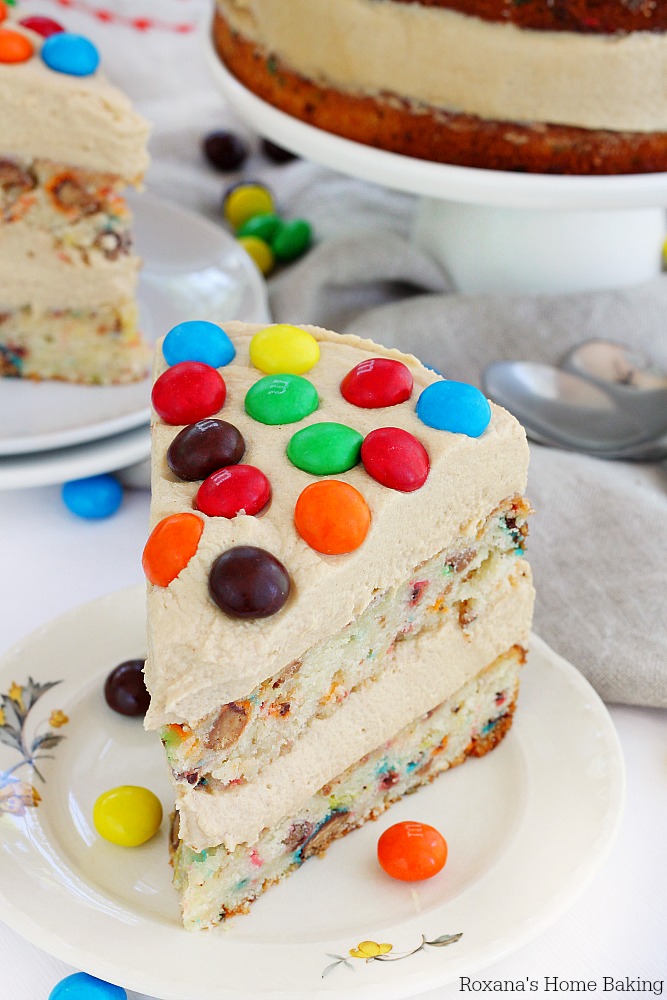 Peanut butter cake loaded with chopped Peanut Butter M&M's and a dreamy peanut butter frosting, this cake is a peanut butter lover dream come true!