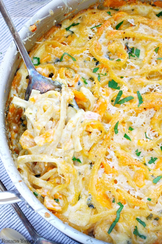 No-fuss creamy butternut squash pasta for those busy nights when you just don't have the time. Easy peasy with only one pan to clean up!