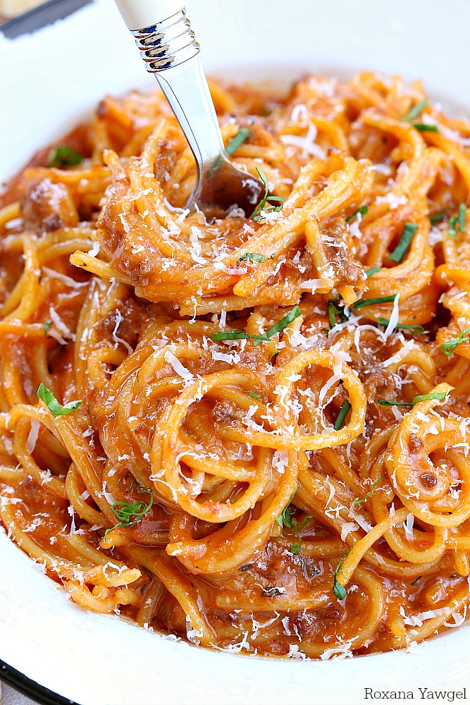 The easiest pasta dish you'll ever make, this flavorful spaghetti with meat sauce comes together in no time making it perfect for those busy nights.