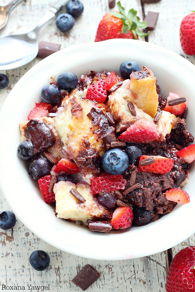 berries chocolate cream cheese french toast recipe 2