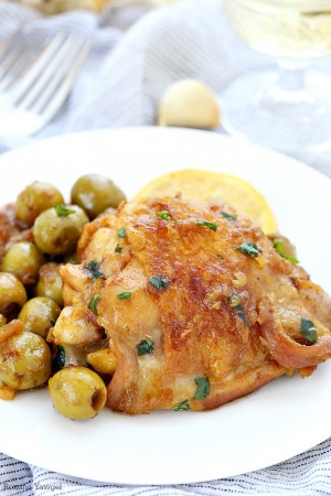 One skillet chicken and olives in white wine sauce recipe