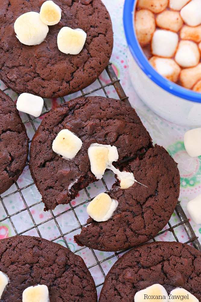 Made with real milk and chocolate and topped with toasted marshmallows, these hot chocolate and marshmallows cookies are rich, decadent, and the perfect addition to your holiday cookie tray.