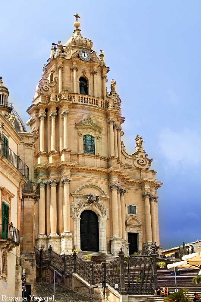 The Time Traveler's Guide to Sicily: History for Visitors