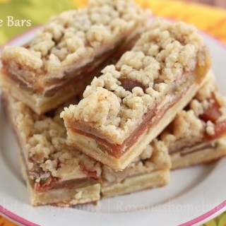 apple pie bars | Roxanashomebaking.com