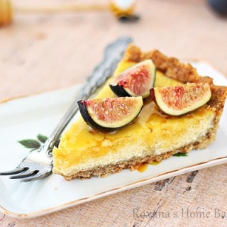 ricotta tart with honey and figs | roxanashomebaking.com