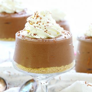 A decadent, deliciously easy no bake chocolate pie with a graham cracker crust filled with a dreamy chocolate mousse filling. It comes together in less than 10 minutes but will be devoured in seconds!
